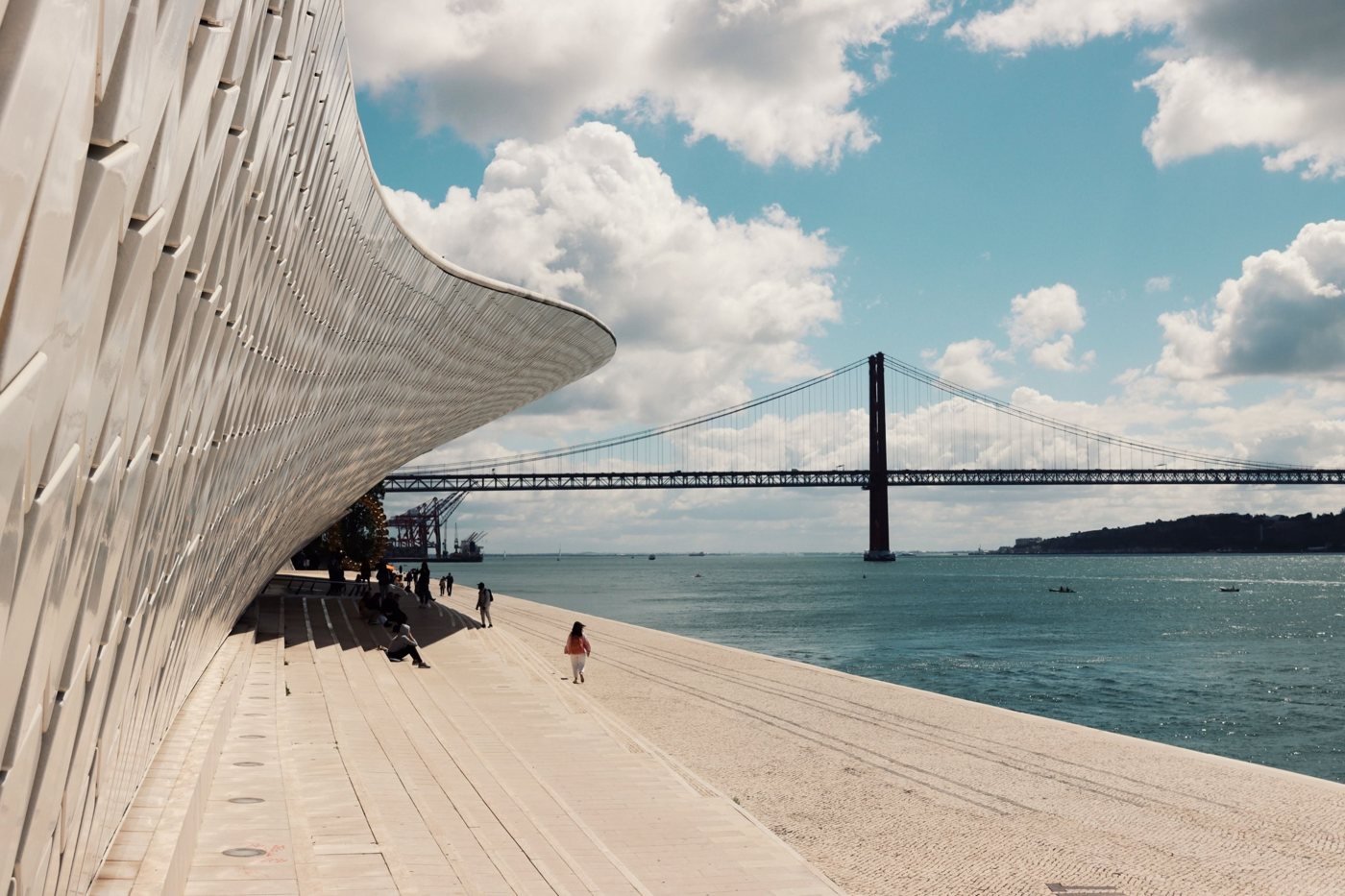 The MAAT riverfront in Belém, Lisbon, with the 25 de Abril bridge